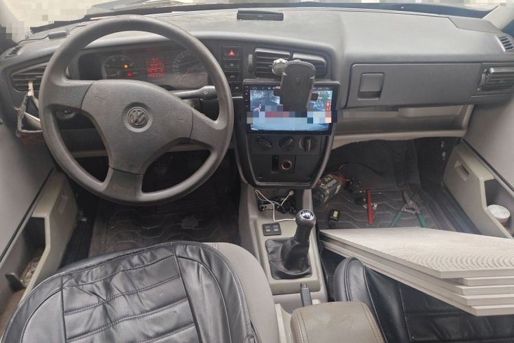 Used Volkswagen Jetta 2010 1.6L Partner Center Console