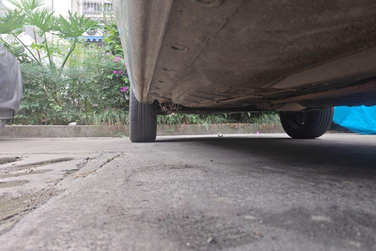 Used Volkswagen Jetta 2010 1.6L Partner Chassis Front Right