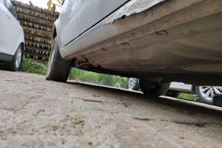 Used Volkswagen Jetta 2010 1.6L Partner Chassis Front Right