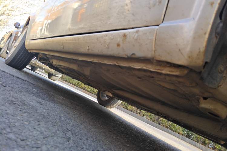 Used Volkswagen Jetta 2010 1.6L Vanguard Chassis Front Right