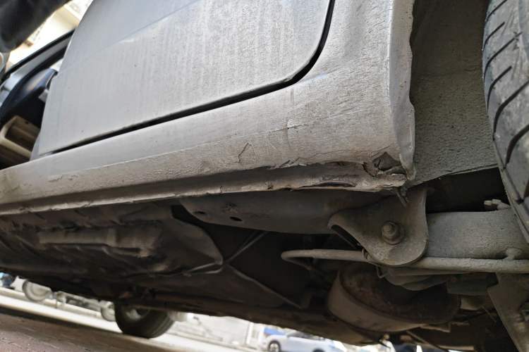 Used Volkswagen Jetta 2010 1.6L Vanguard Chassis Rear Left