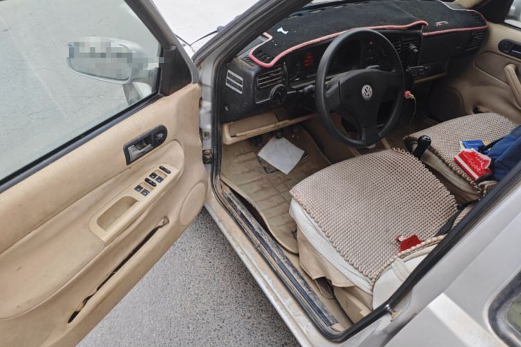 Used Volkswagen Jetta 2010 1.6L Vanguard Driver Seat