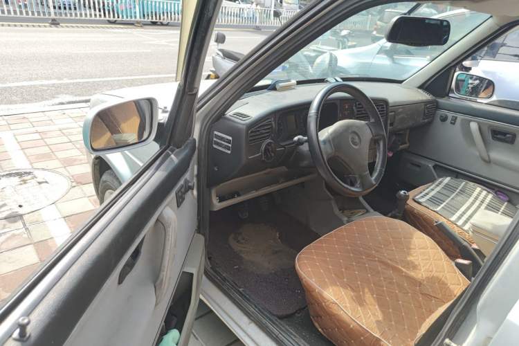 Used Volkswagen Jetta 2010 1.6L Partner Driver Seat
