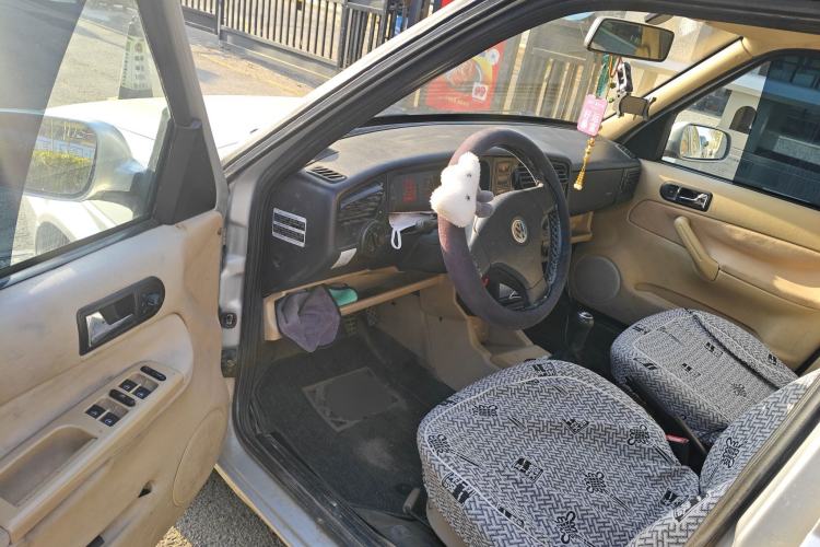 Used Volkswagen Jetta 2010 1.6L Vanguard Driver Seat