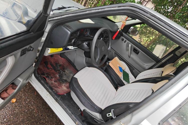 Used Volkswagen Jetta 2010 1.6L Partner Driver Seat