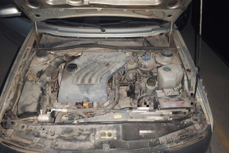 Used Volkswagen Jetta 2010 1.6L Partner Engine Bay