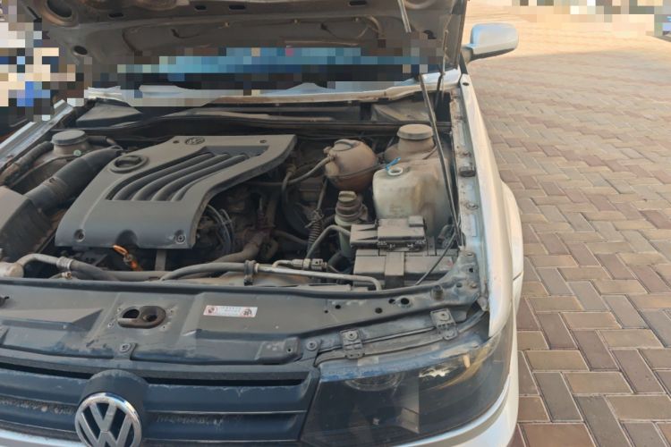 Used Volkswagen Jetta 2010 1.6L Vanguard Engine Bay Left
