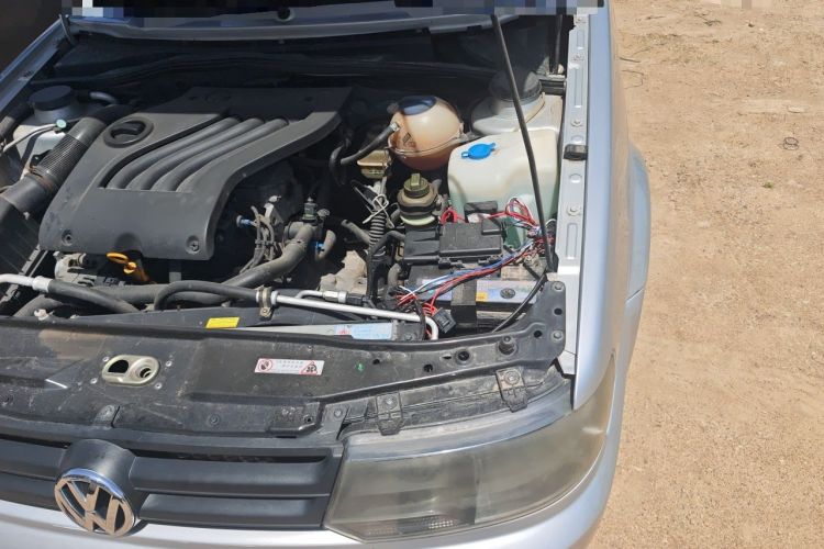 Used Volkswagen Jetta 2010 1.6L Partner Engine Bay Left