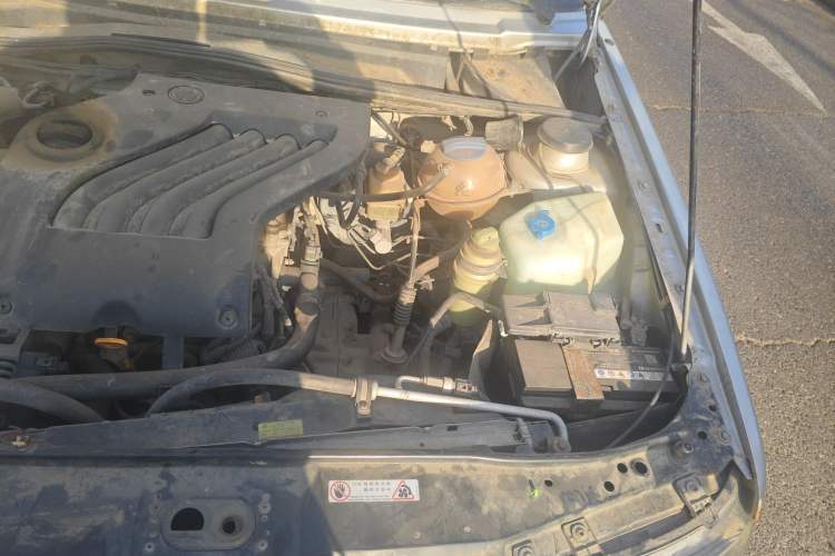 Used Volkswagen Jetta 2010 1.6L Vanguard Engine Bay Left