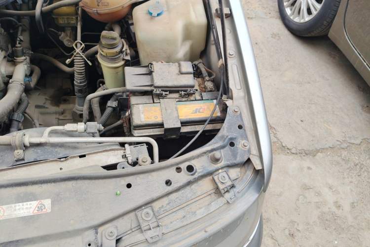 Used Volkswagen Jetta 2010 1.6L Vanguard Engine Bay Left
