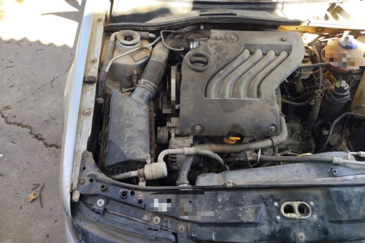 Used Volkswagen Jetta 2010 1.6L Partner Engine Bay Right