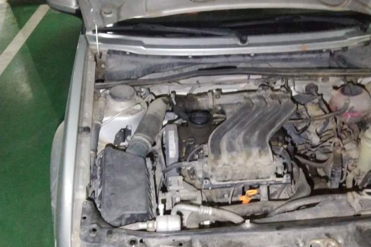 Used Volkswagen Jetta 2010 1.6L Partner Engine Bay Right