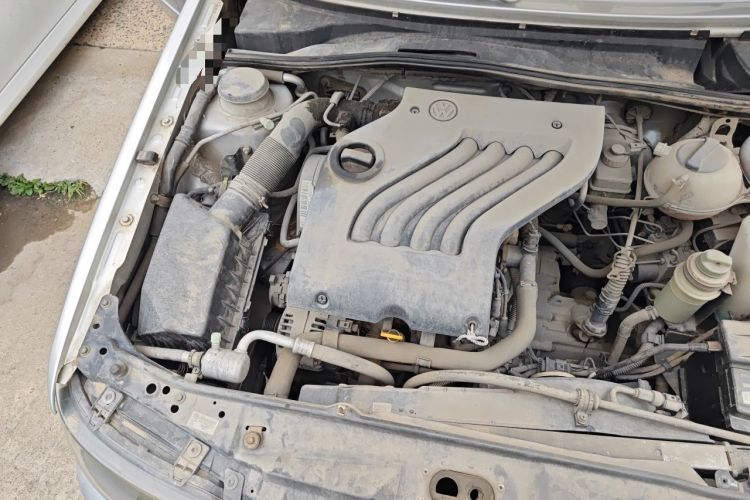 Used Volkswagen Jetta 2010 1.6L Partner Engine Bay Right