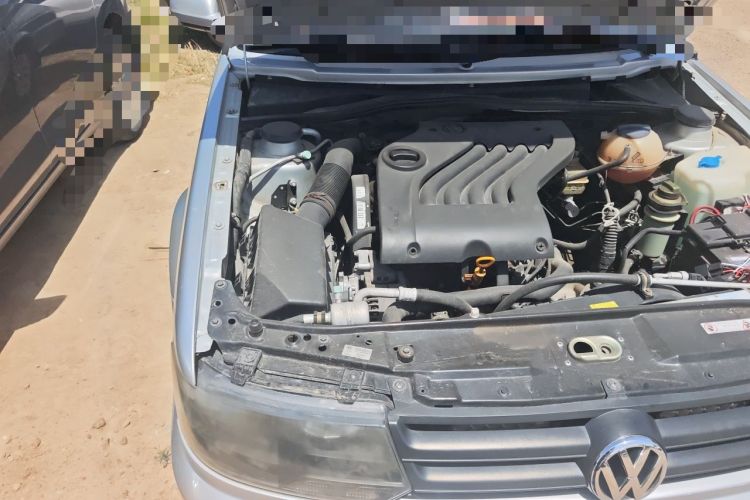Used Volkswagen Jetta 2010 1.6L Partner Engine Bay Right