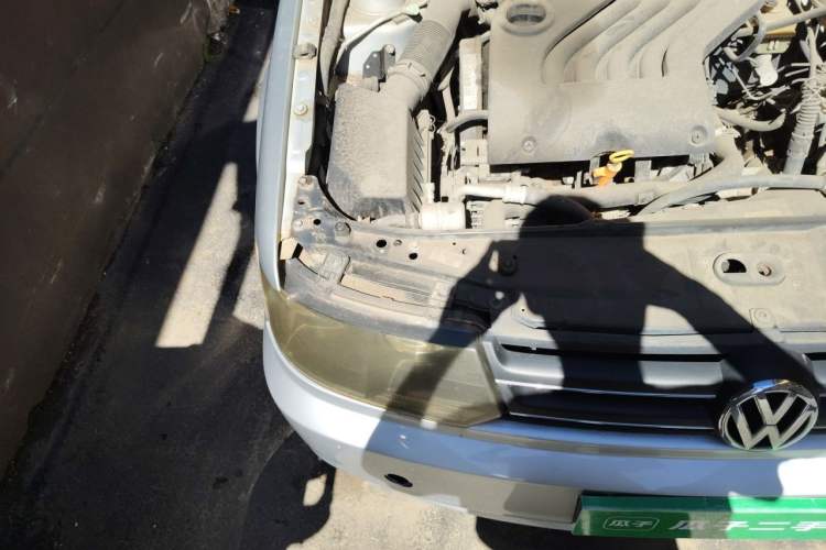 Used Volkswagen Jetta 2010 1.6L Partner Engine Bay Right