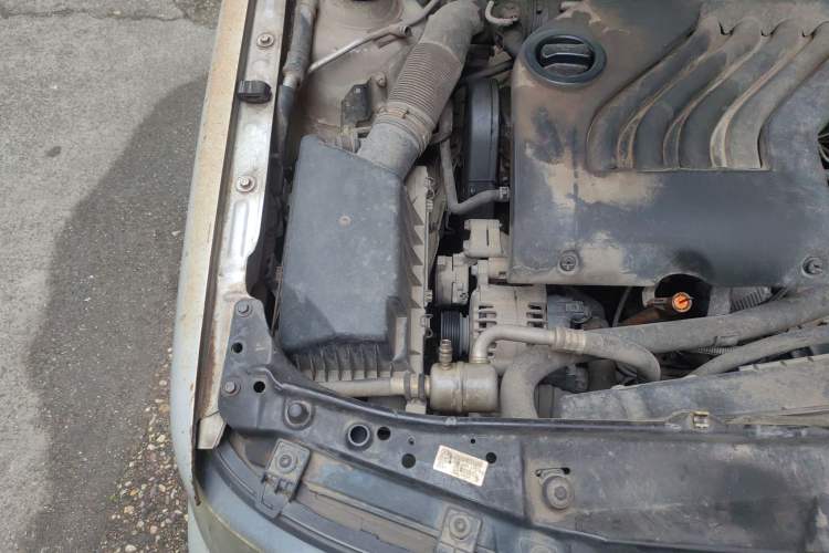 Used Volkswagen Jetta 2010 1.6L Partner Engine Bay Right
