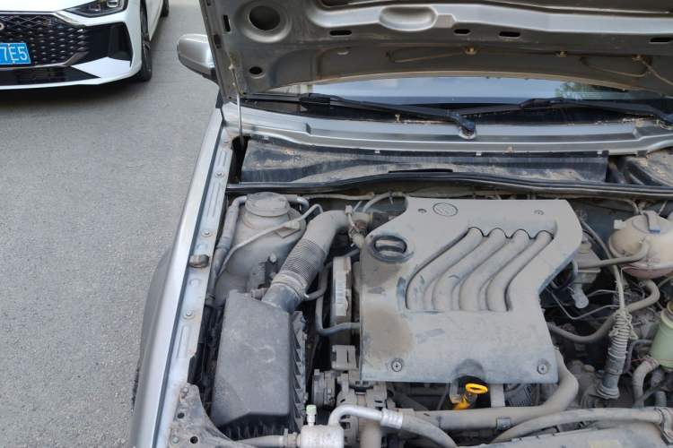 Used Volkswagen Jetta 2010 1.6L Partner Engine Bay Right