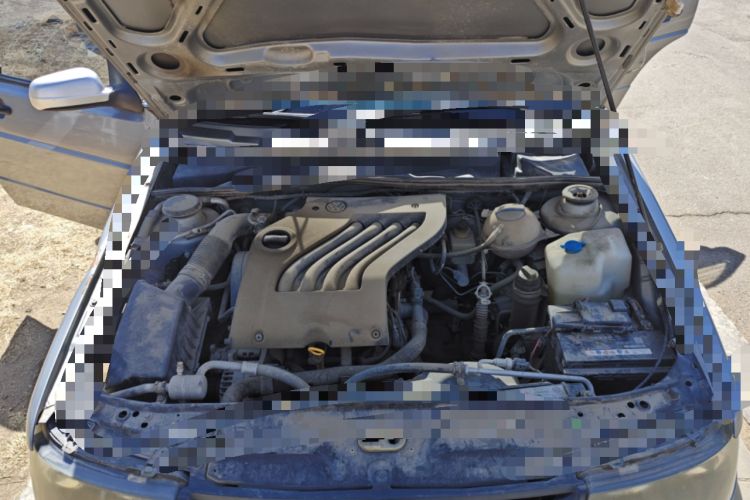 Used Volkswagen Jetta 2010 1.6L Partner Engine Bay