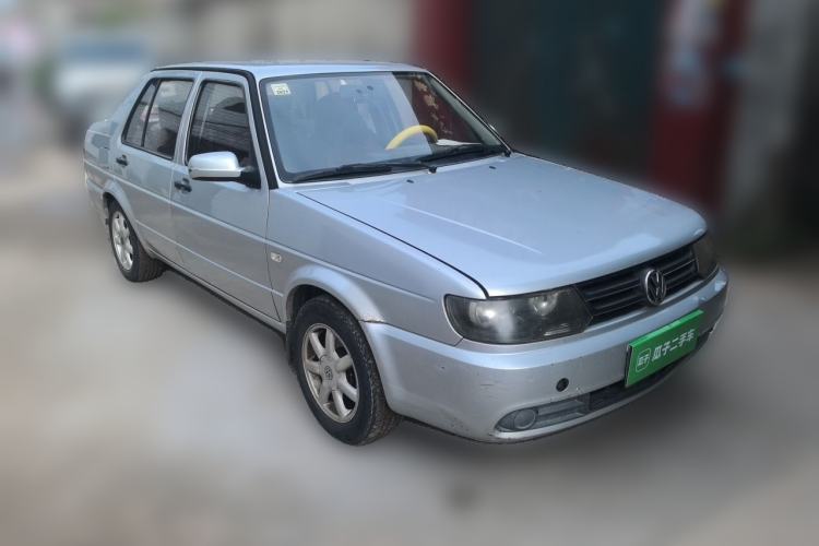 Used Volkswagen Jetta 2010 1.6L Partner Front Right 45 Deg
