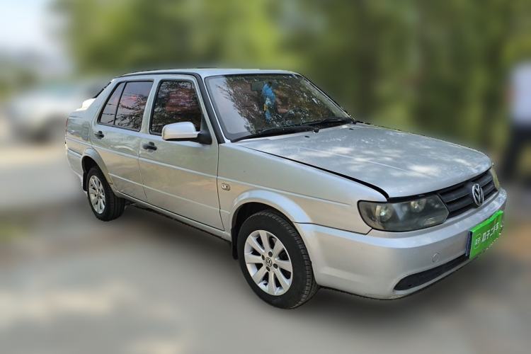 Used Volkswagen Jetta 2010 1.6L Partner Front Right 45 Deg