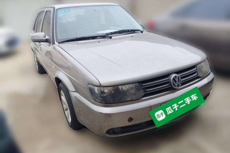Used Volkswagen Jetta 2010 1.6L Vanguard Front Right 45 Deg