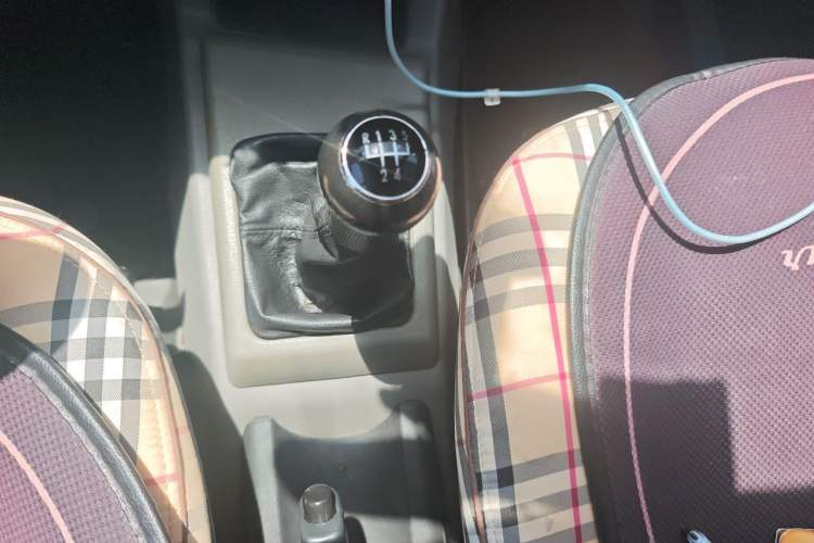 Used Volkswagen Jetta 2010 1.6L Partner Gear Lever