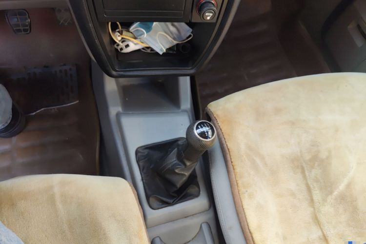Used Volkswagen Jetta 2010 1.6L Partner Gear Lever