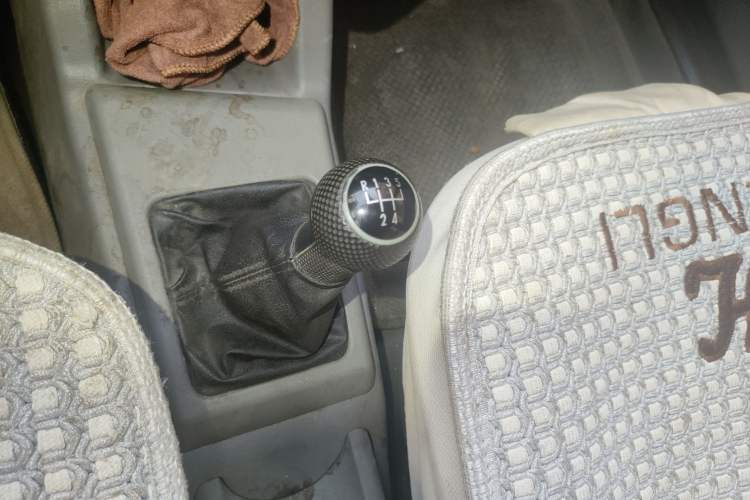 Used Volkswagen Jetta 2010 1.6L Partner Gear Lever