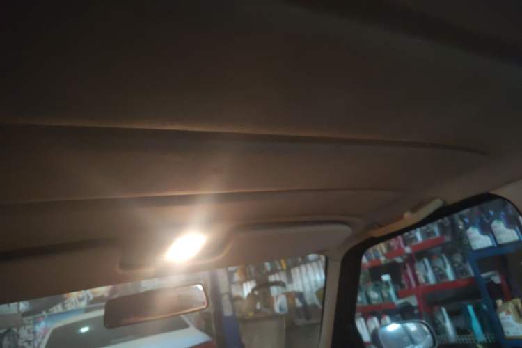 Used Volkswagen Jetta 2010 1.6L Partner Headliner
