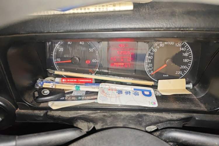 Used Volkswagen Jetta 2010 1.6L Partner Instrument Cluster