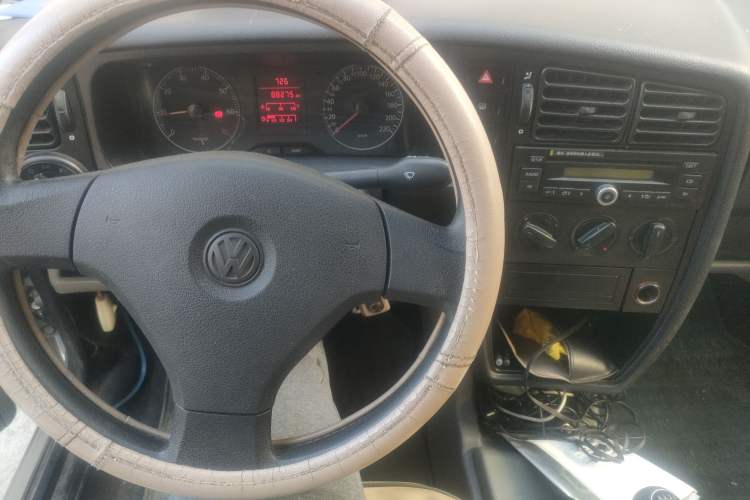 Used Volkswagen Jetta 2010 1.6L Partner Instrument Cluster