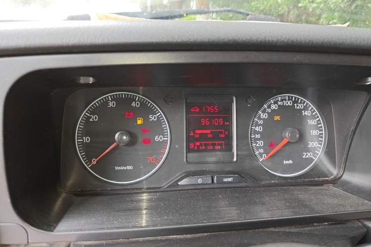 Used Volkswagen Jetta 2010 1.6L Partner Instrument Cluster