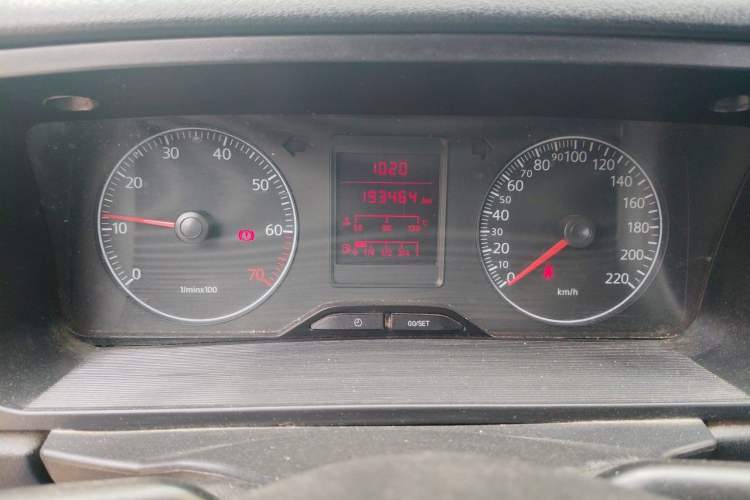 Used Volkswagen Jetta 2010 1.6L Vanguard Instrument Cluster