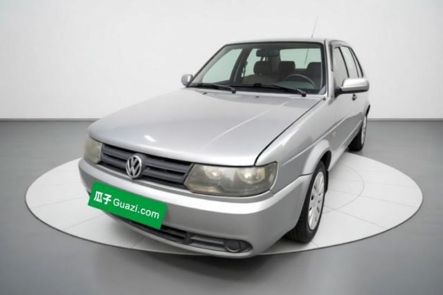 Volkswagen Jetta 2010 1.6L Partner مستعملة