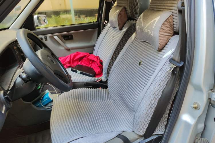 Used Volkswagen Jetta 2010 1.6L Partner Left Front Seat