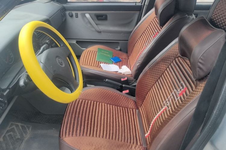 Used Volkswagen Jetta 2010 1.6L Partner Left Front Seat
