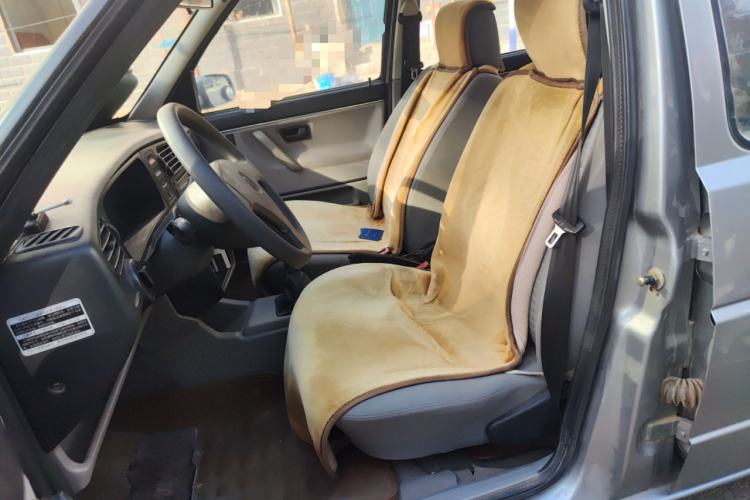 Used Volkswagen Jetta 2010 1.6L Partner Left Front Seat