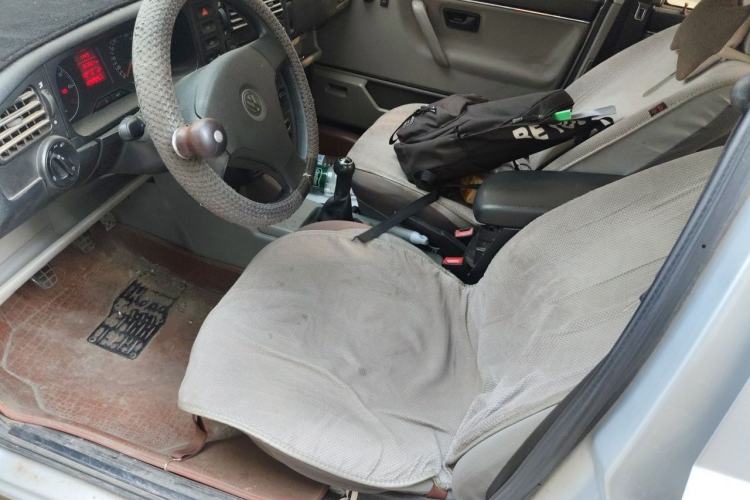 Used Volkswagen Jetta 2010 1.6L Partner Left Front Seat