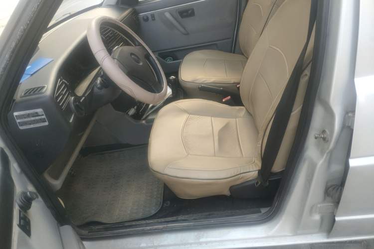 Used Volkswagen Jetta 2010 1.6L Partner Left Front Seat