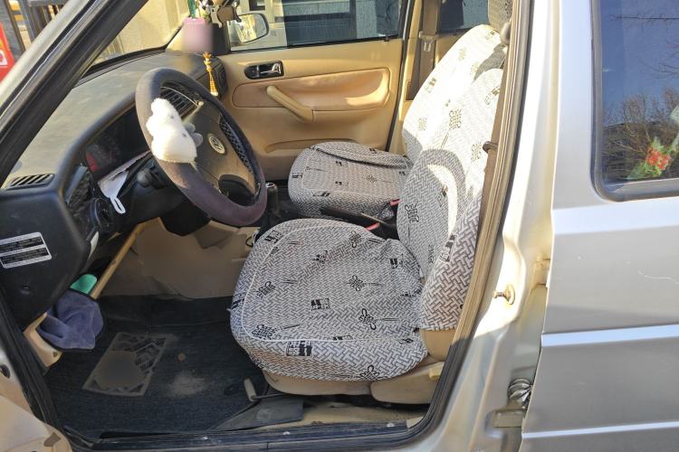 Used Volkswagen Jetta 2010 1.6L Vanguard Left Front Seat