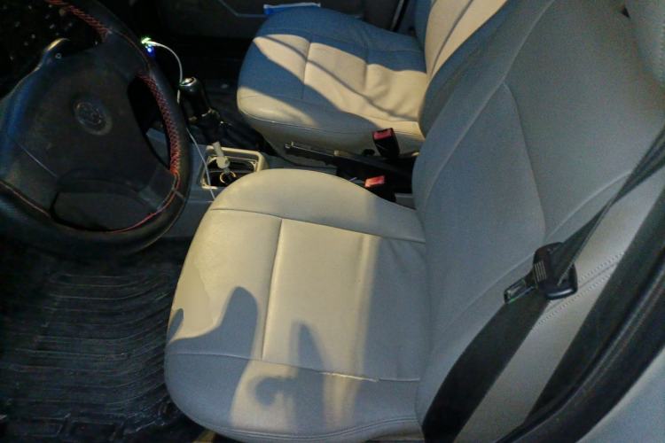 Used Volkswagen Jetta 2010 1.6L Partner Left Front Seat