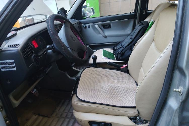 Used Volkswagen Jetta 2010 1.6L Partner Left Front Seat