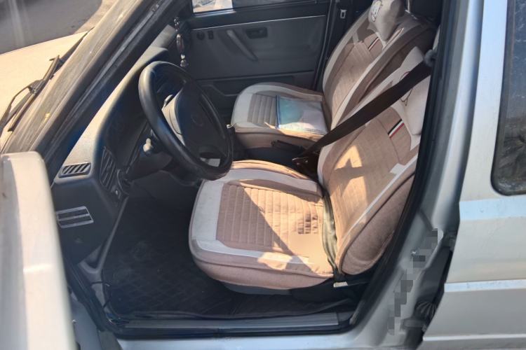 Used Volkswagen Jetta 2010 1.6L Partner Left Front Seat
