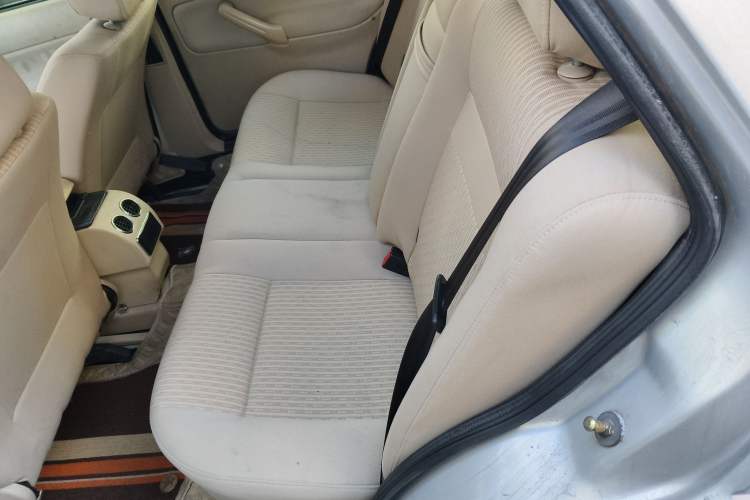 Used Volkswagen Jetta 2010 1.6L Vanguard Left Rear Seat