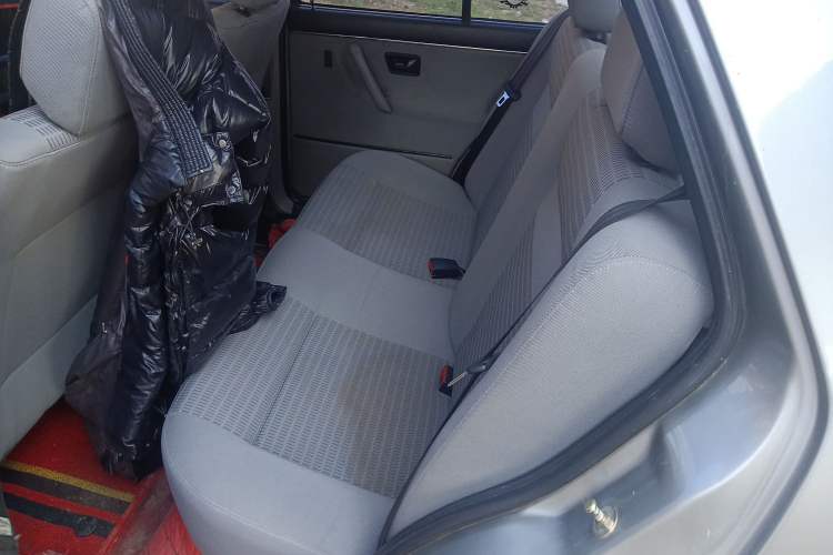 Used Volkswagen Jetta 2010 1.6L Partner Left Rear Seat