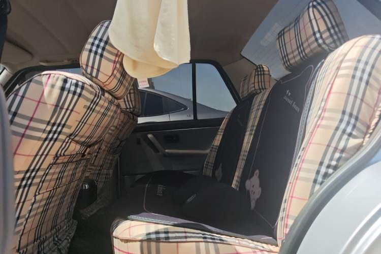 Used Volkswagen Jetta 2010 1.6L Partner Left Rear Seat