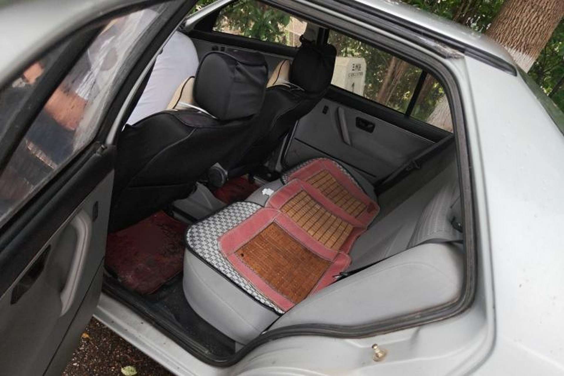 Used Volkswagen Jetta 2010 1.6L Partner Left Rear Seat