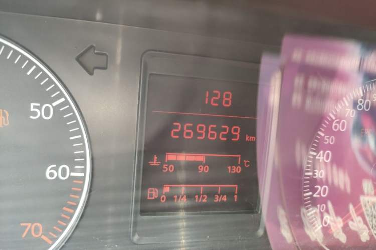 Used Volkswagen Jetta 2010 1.6L Partner Odometer Close Up