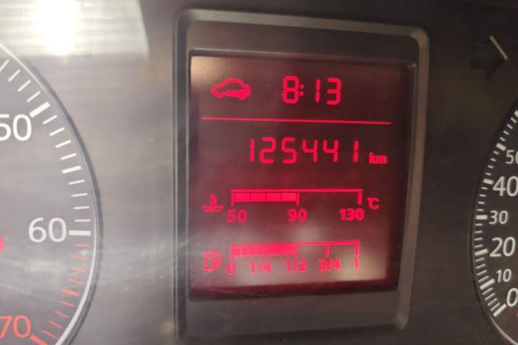 Used Volkswagen Jetta 2010 1.6L Partner Odometer Close Up