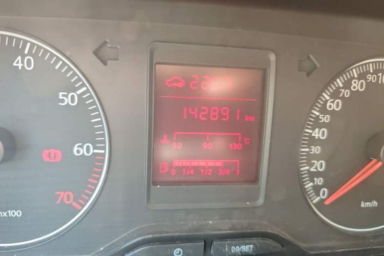 Used Volkswagen Jetta 2010 1.6L Partner Odometer Close Up